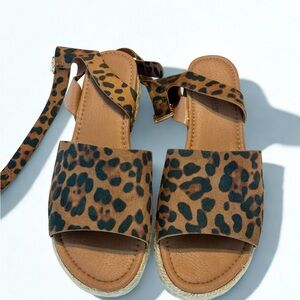 Leopard Print Sandals Size 11